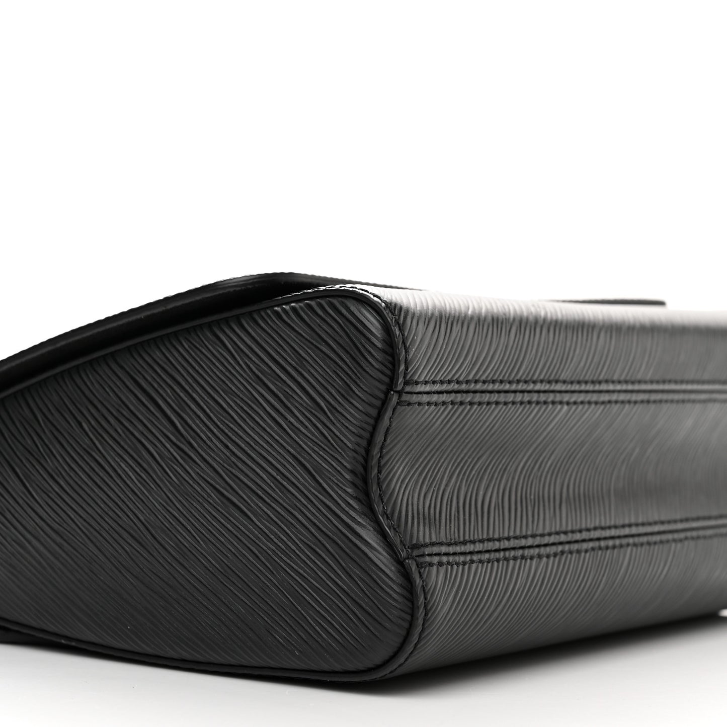 Epi Twist Shoulder Bag MM Matte Black