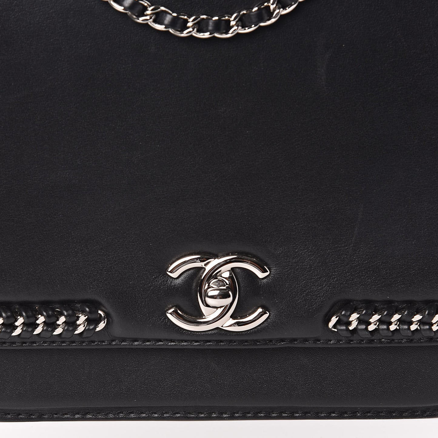 Calfskin Medium Braided Chic Flap Black