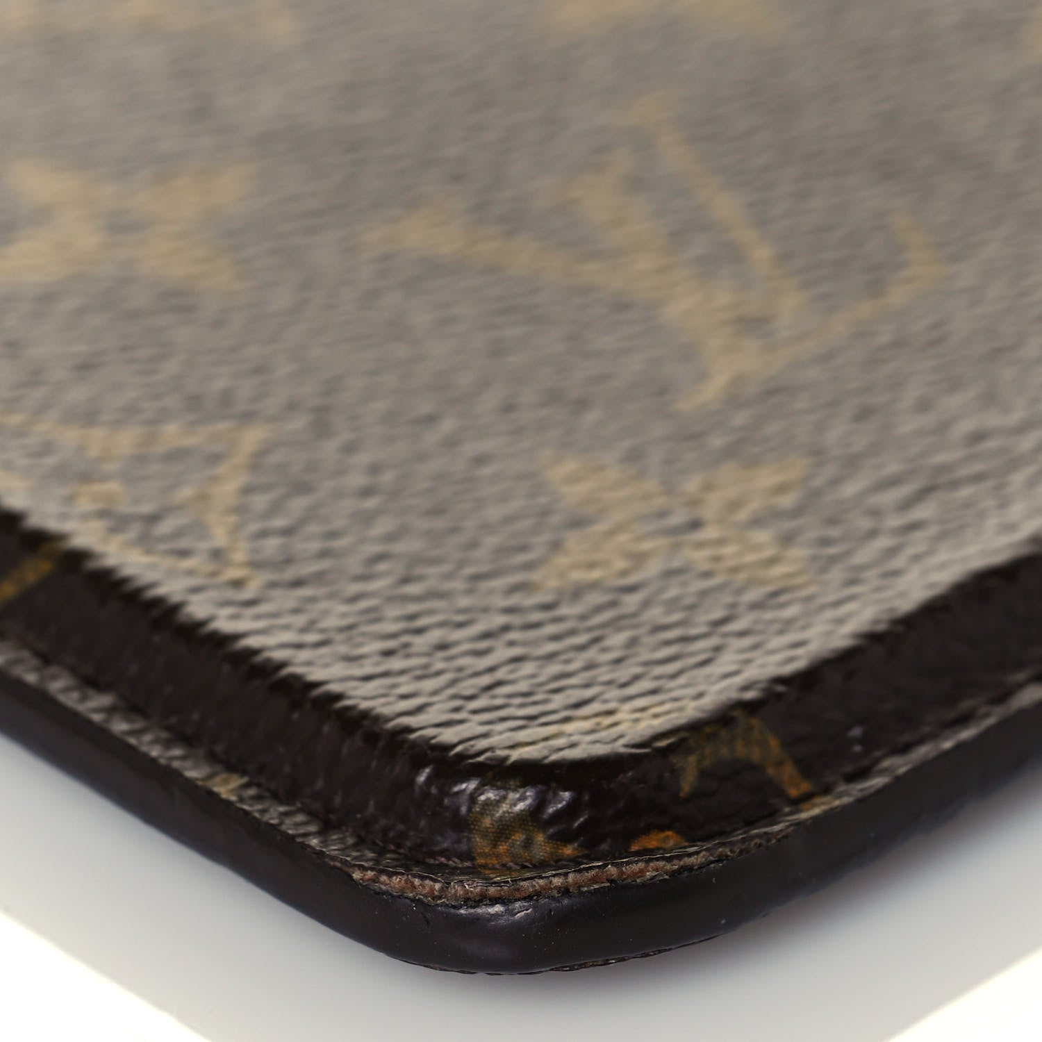Louis Vuitton Monogram Hardcase iPad Air 2 8 of 17