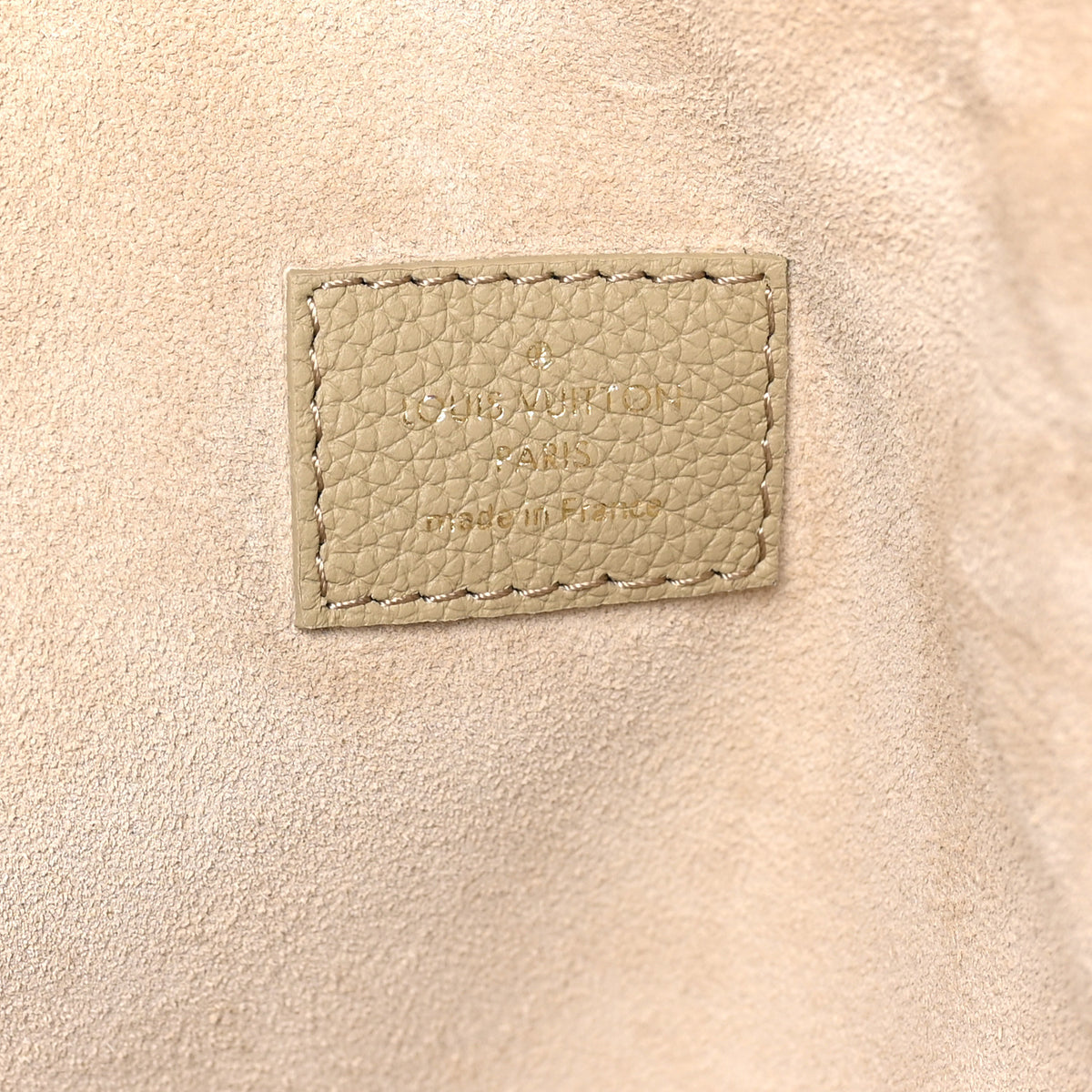 Grained Calfskin Low Key Cabas MM Clay
