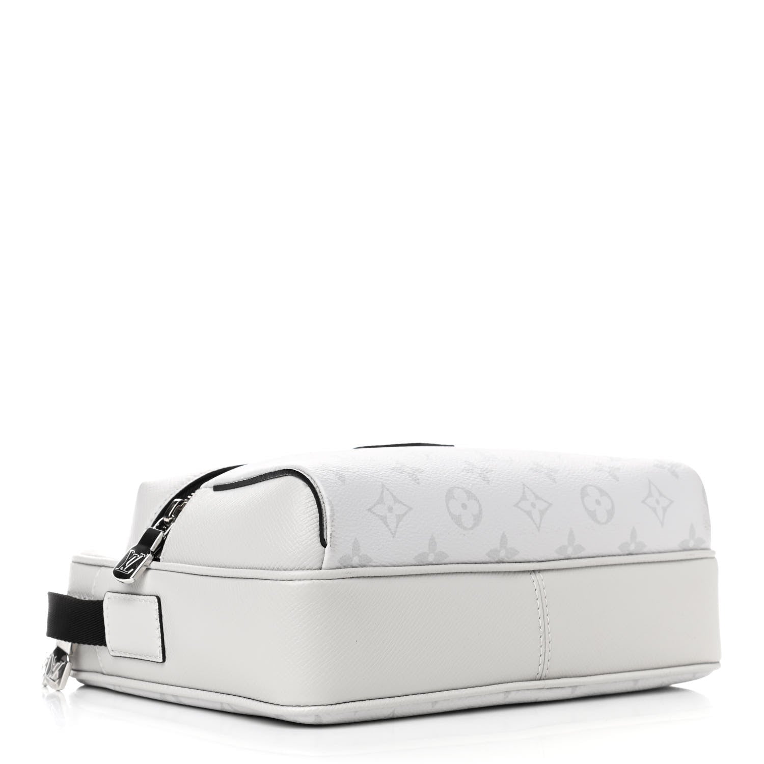 Louis Vuitton Taiga Monogram Outdoor Messenger White 3 of 8