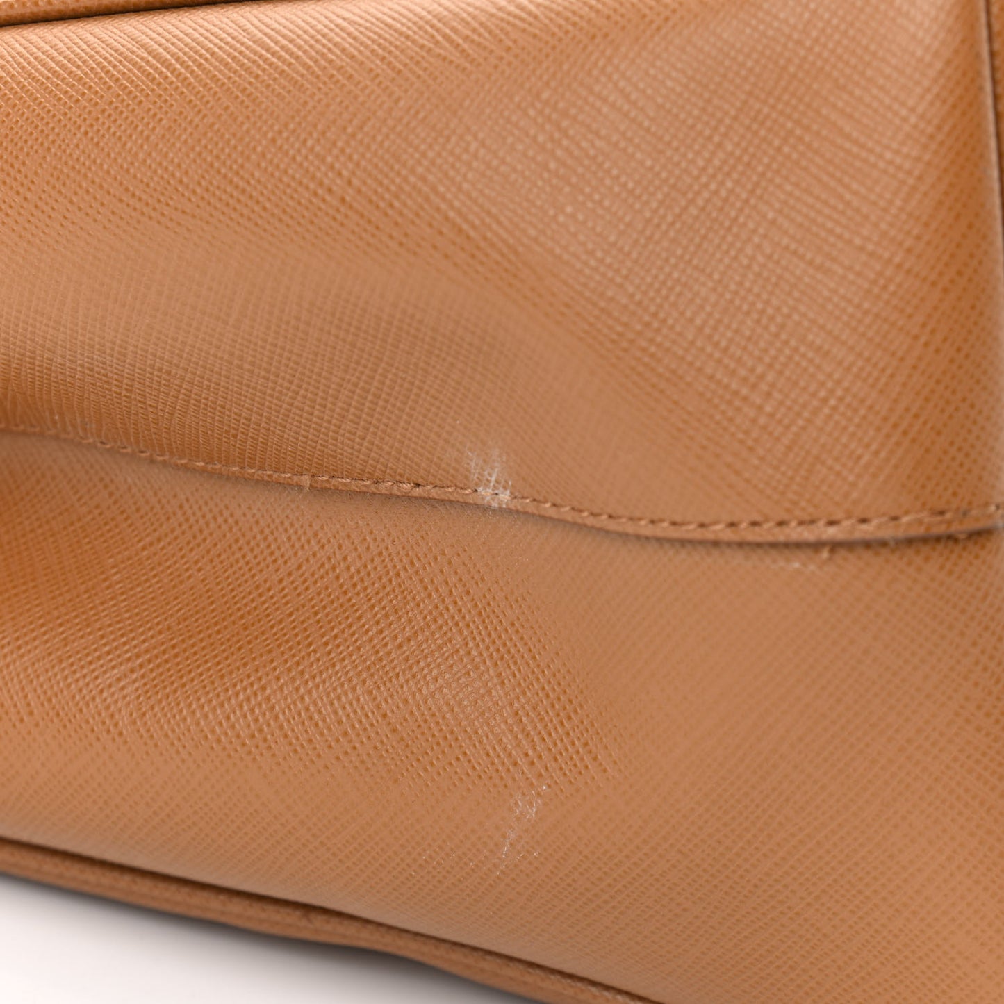 Saffiano Medium Galleria Double Zip Tote Caramel