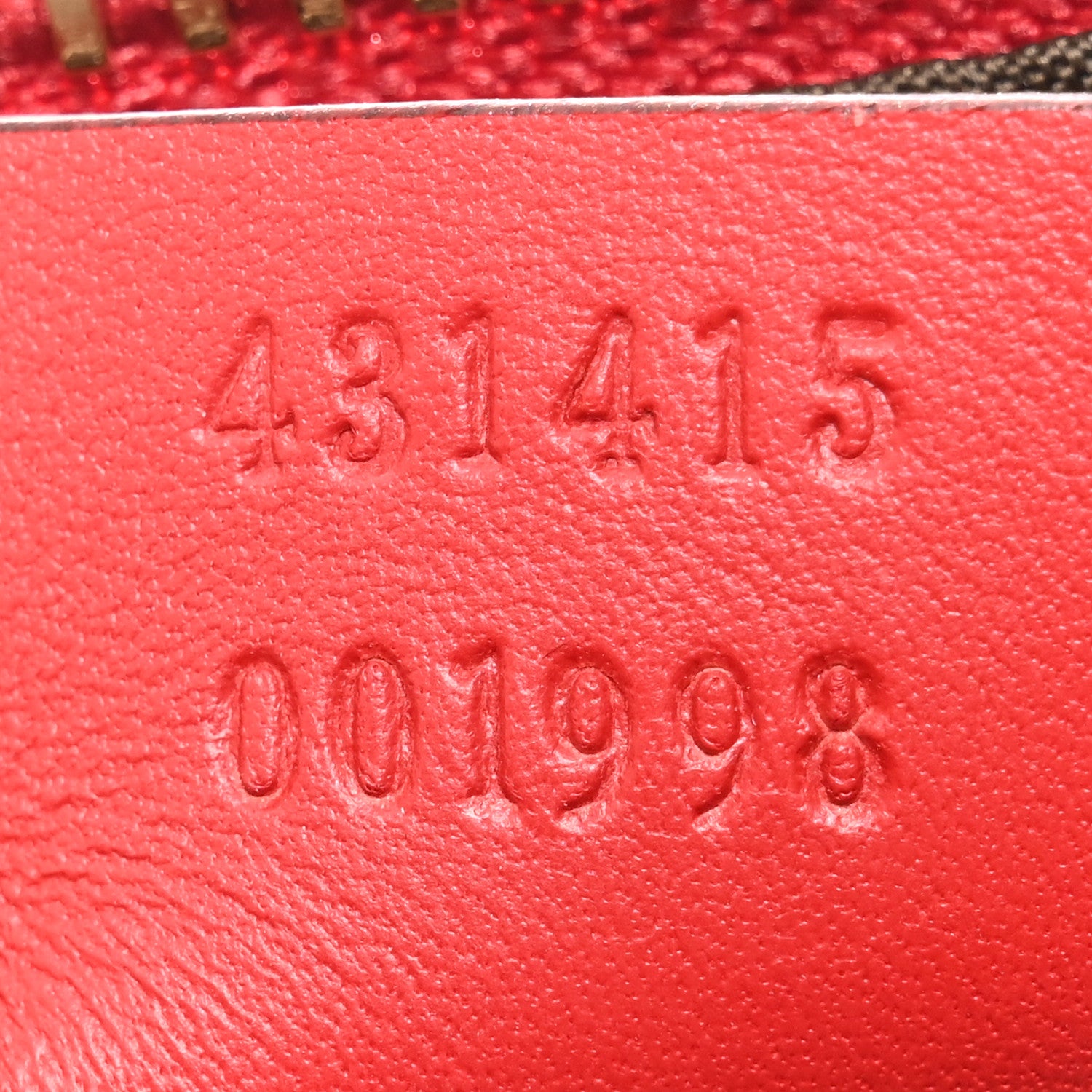 Gucci GG Supreme Monogram Merveilles Lips Zip Pouch Hibiscus Red 7 of 9