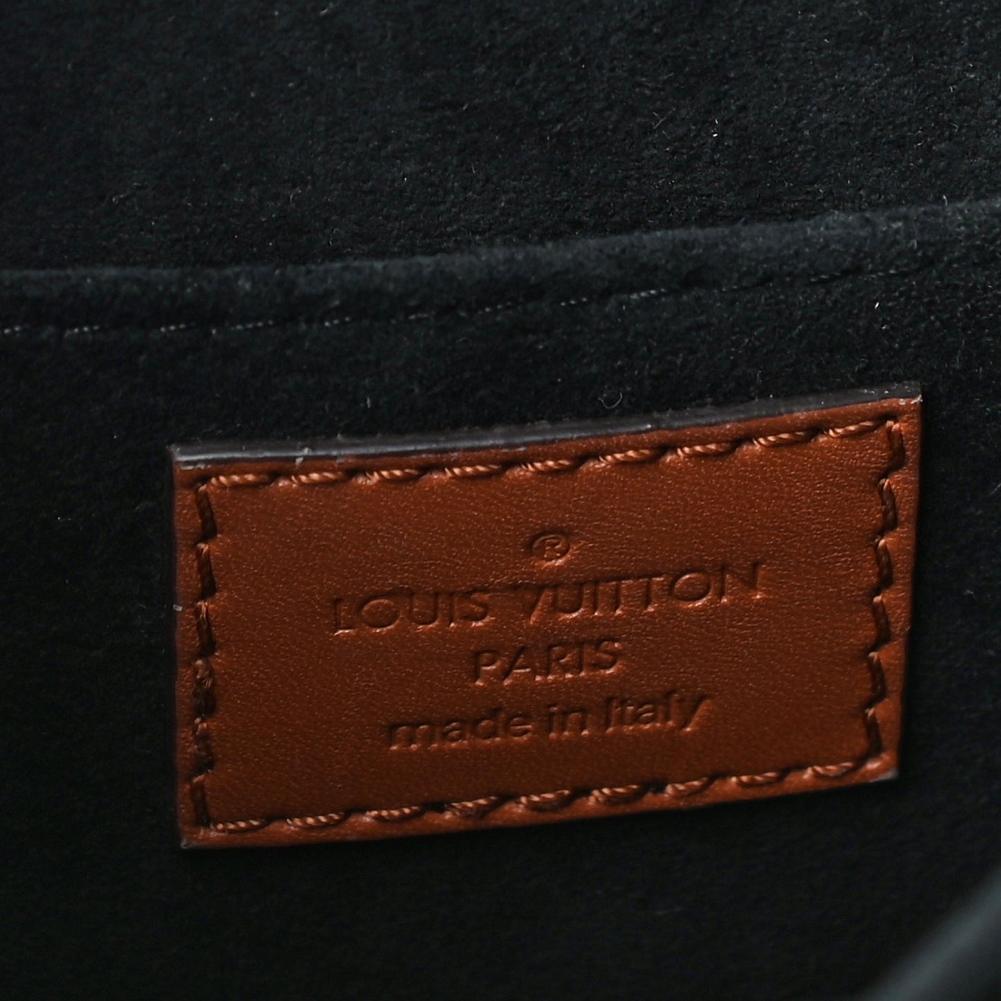 Reverse Monogram Dauphine Mini