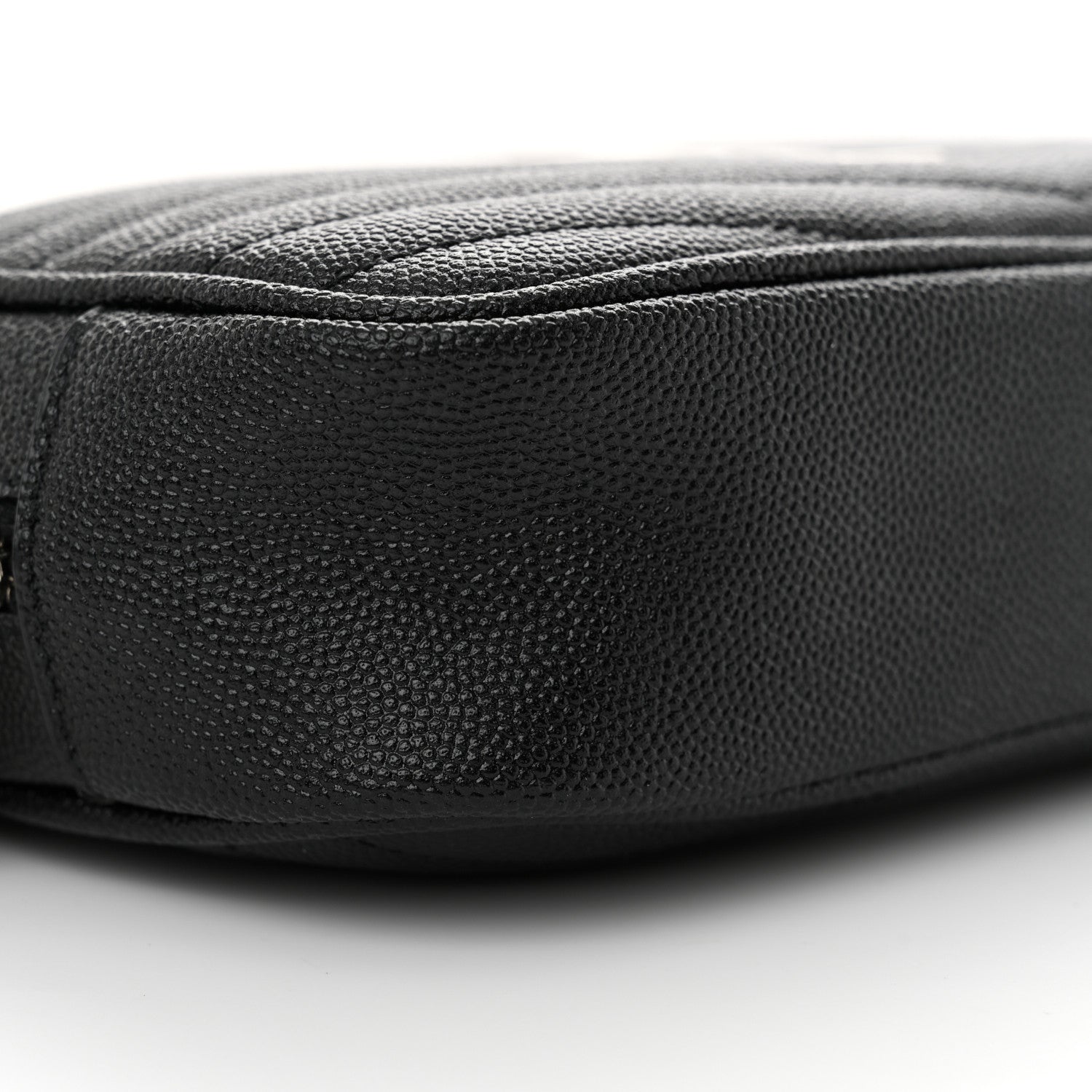 Saint Laurent Grain De Poudre Matelasse Monogram Mini Lou Camera Bag Black 9 of 10