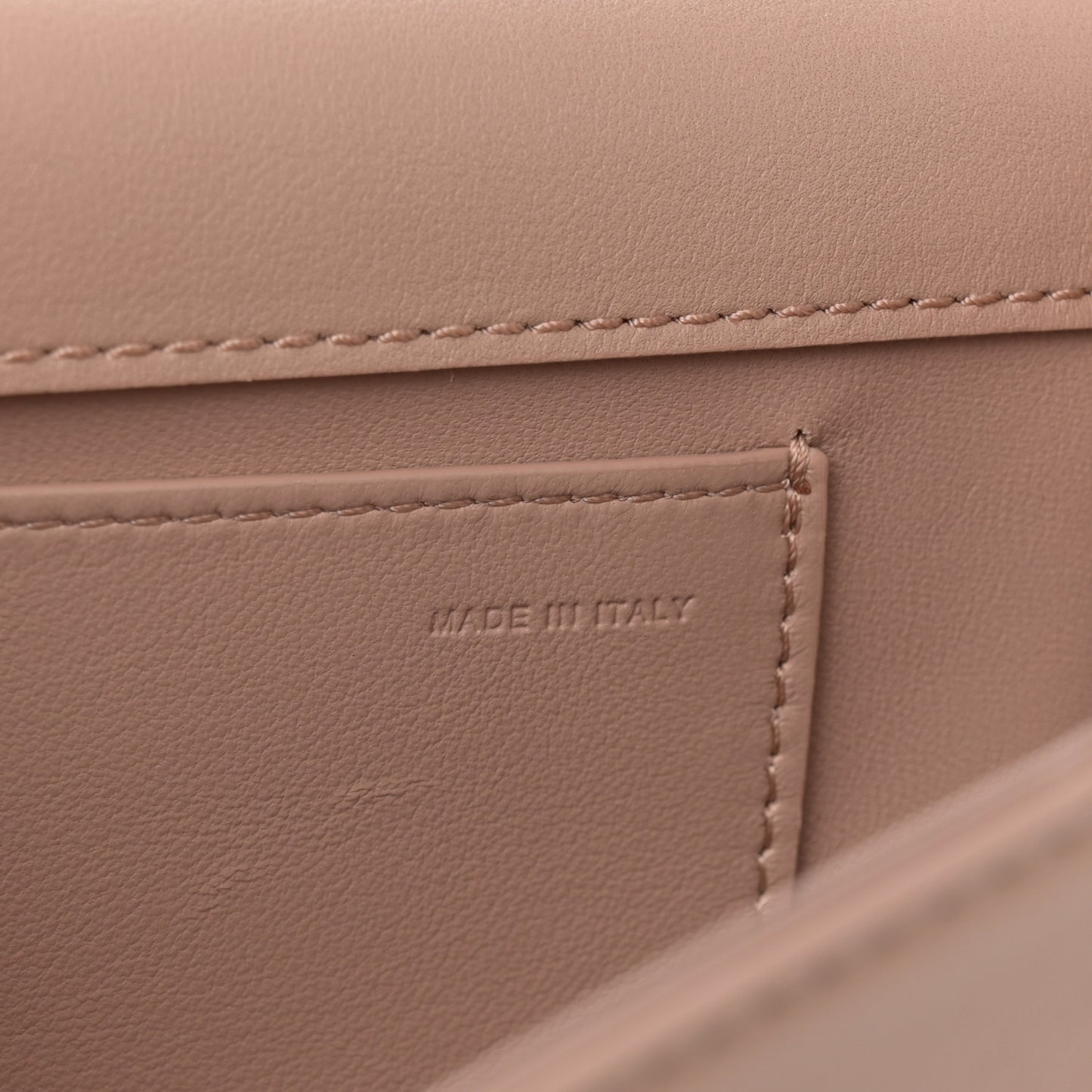 Calfskin Enamel Vlogo Loco Shoulder Bag Rose Cannelle