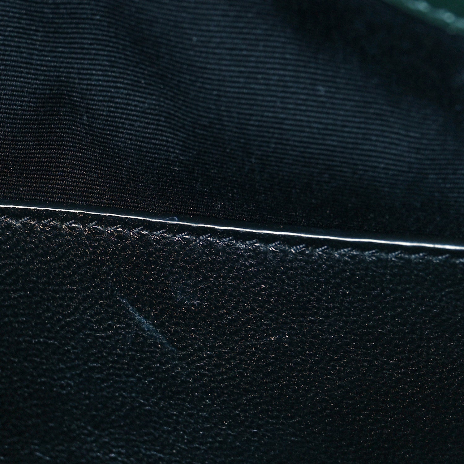 Saint Laurent Crinkled Calfskin Matelasse Monogram Medium Niki Shopper Tote New Vert 5 of 8