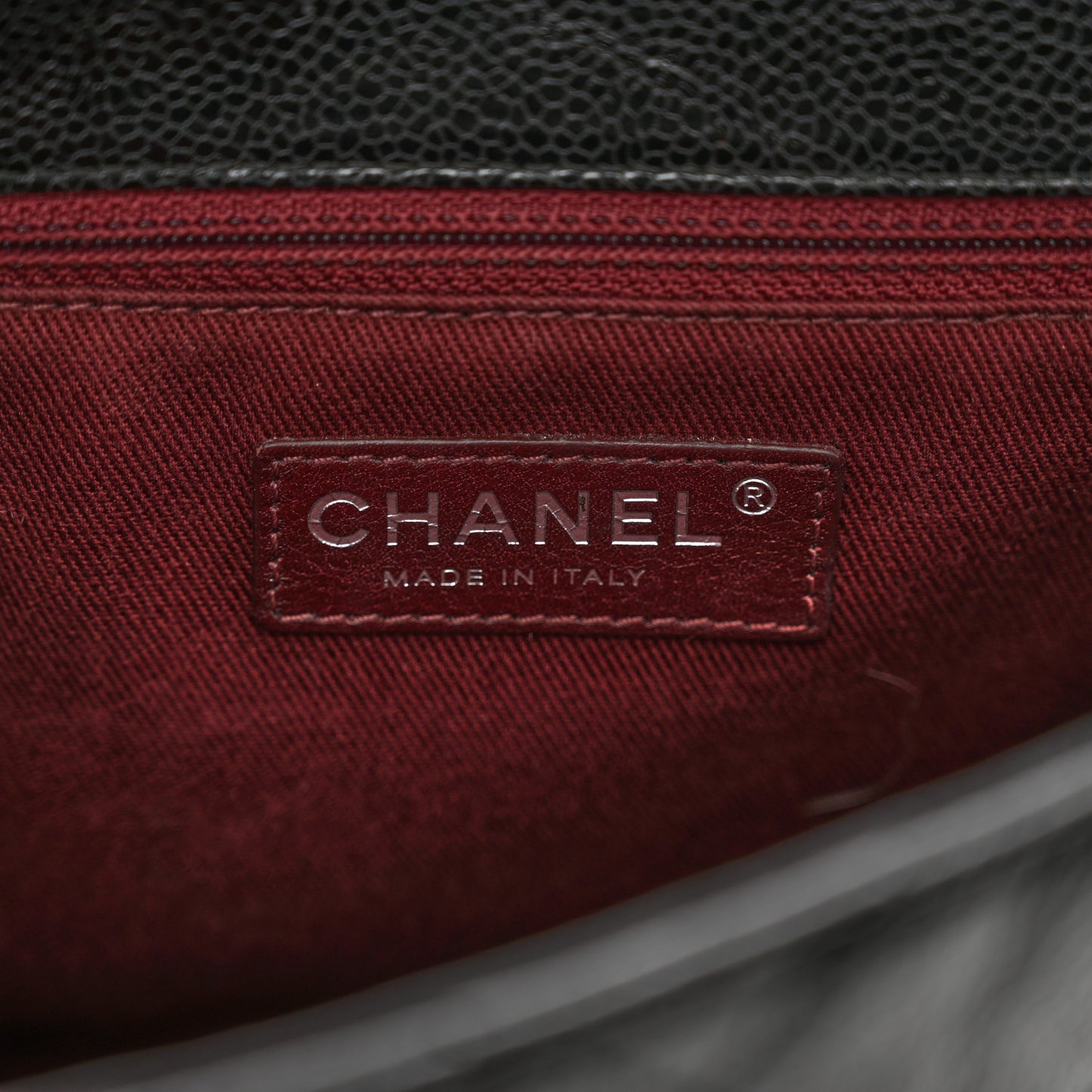 Crumpled Grained Calfskin Medium CC Crave Flap Black