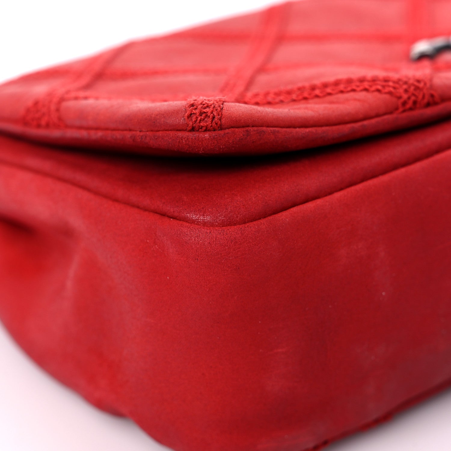 Chanel Iridescent Calfskin Diamond Stitch Small Flap Red 8 of 20