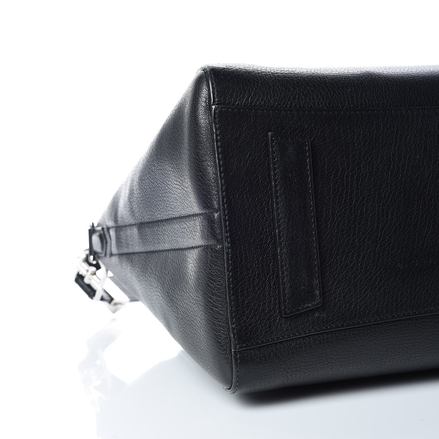 Sugar Goatskin Medium Antigona Black