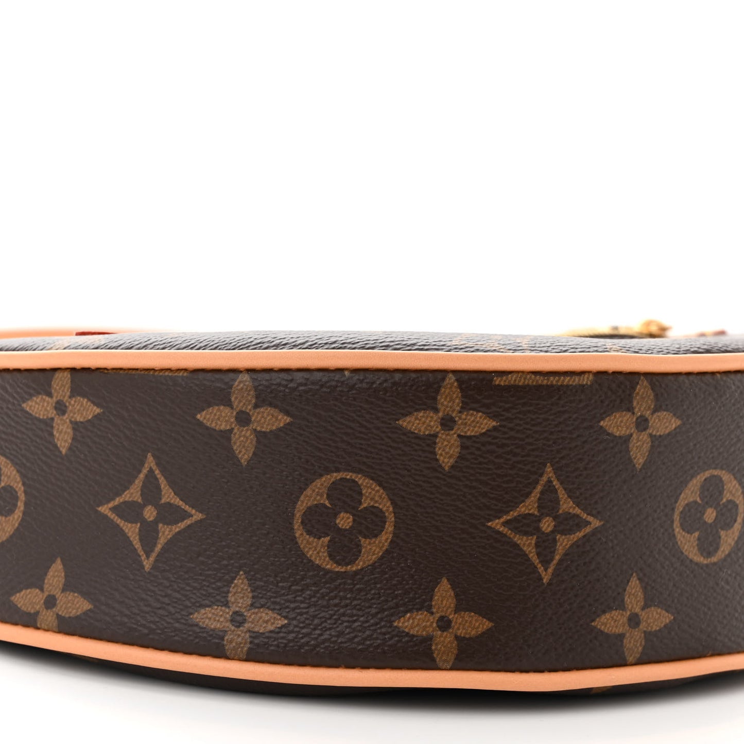 Monogram Loop