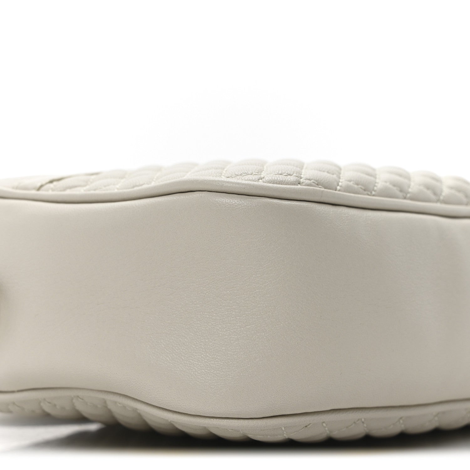 Saint Laurent Lambskin Quilted Victoire Camera Bag Blanc Vintage 9 of 10