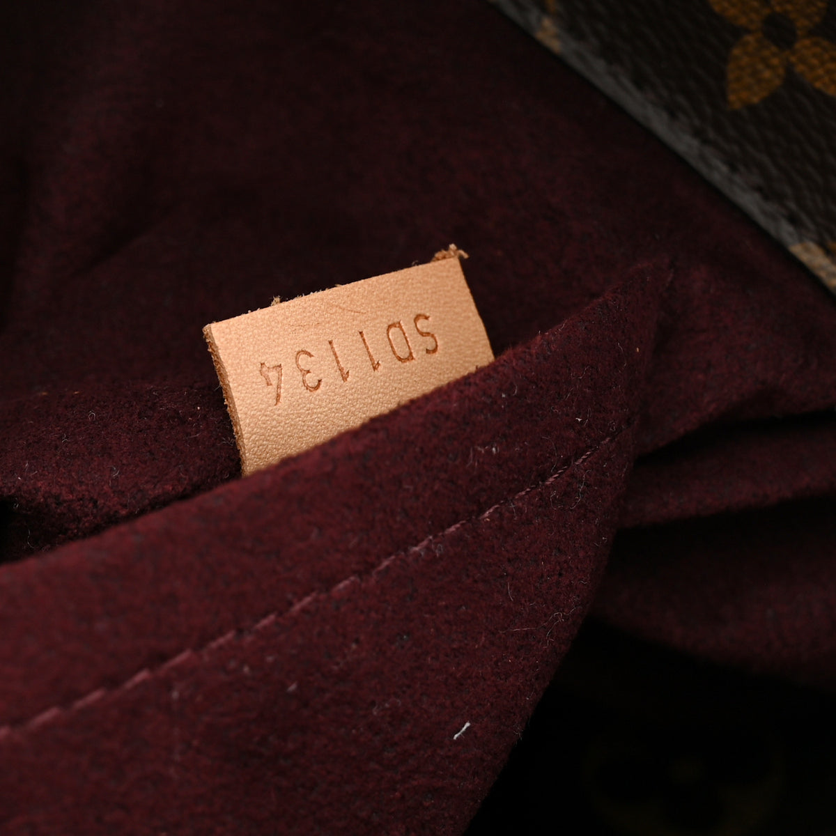Louis Vuitton Monogram Montaigne MM 7 of 12