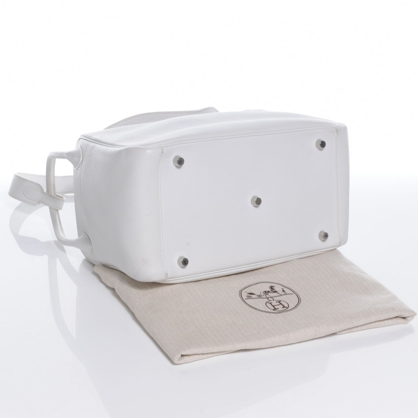 Taurillon Clemence Lindy 30 White