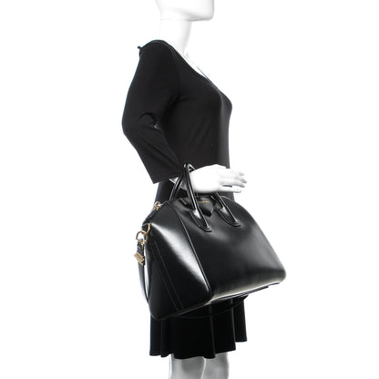 Givenchy Shiny Lord Calfskin Medium Antigona Black 3 of 10