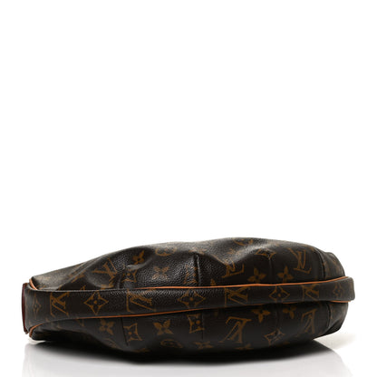 Louis Vuitton Monogram Croissant MM 4 of 13