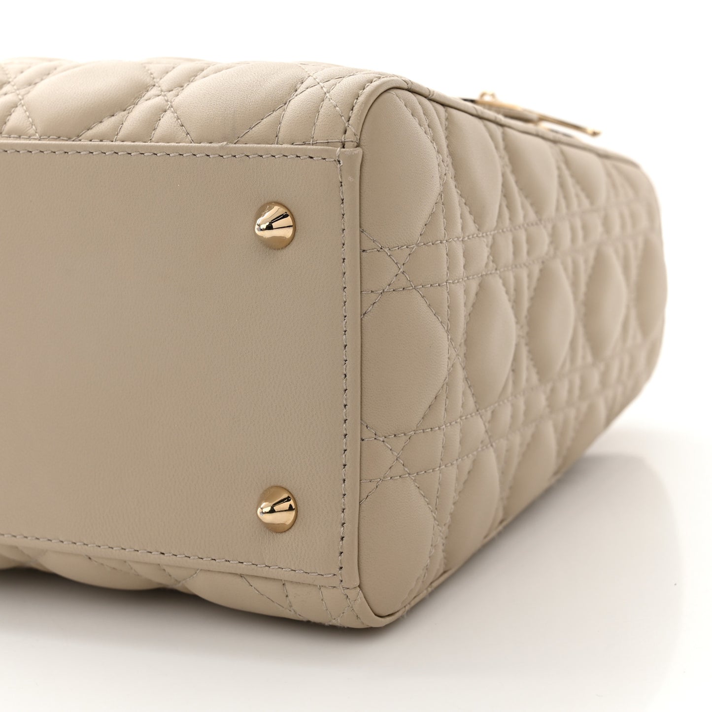 Lambskin Cannage Medium Lady Dior Beige