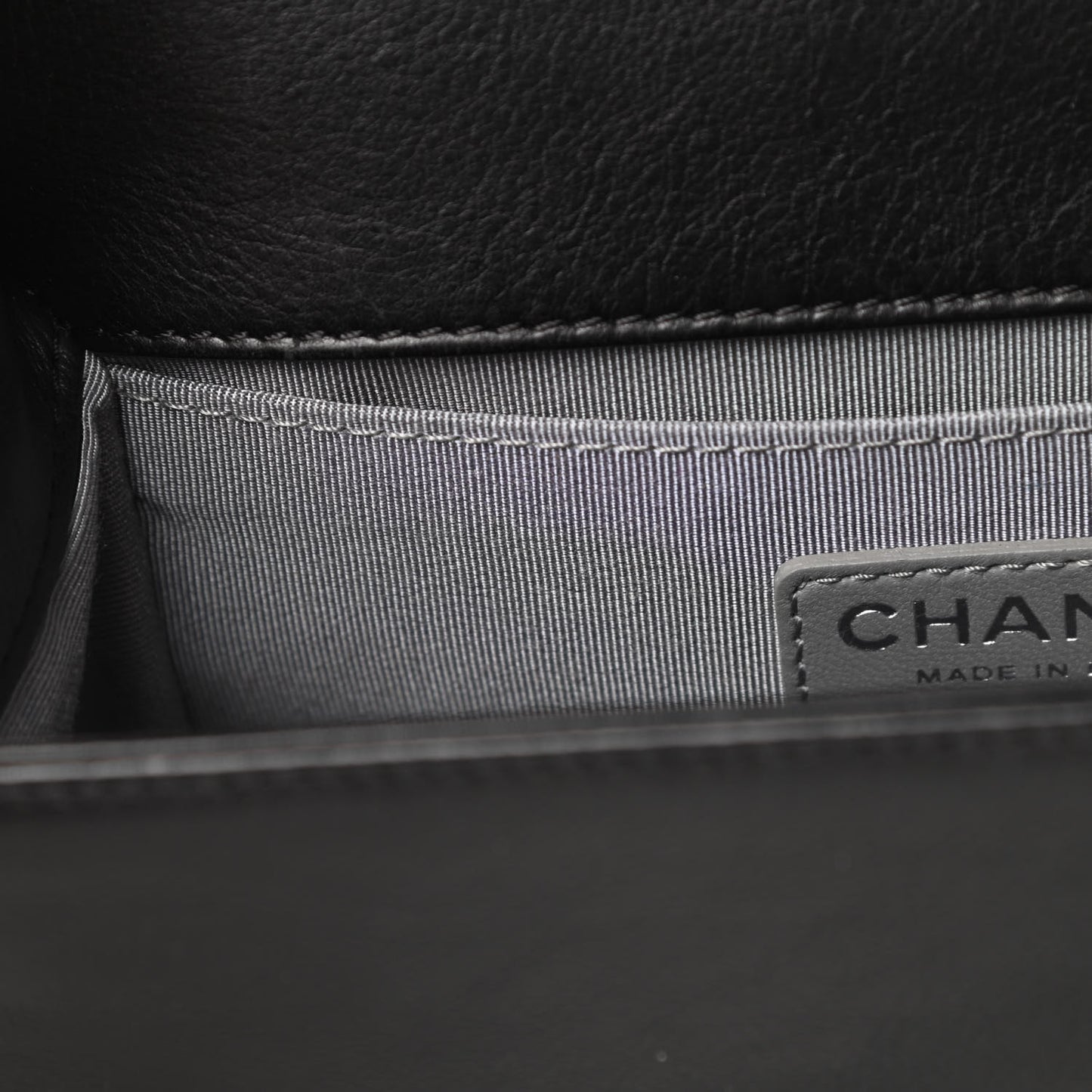 Calfskin Double Stitch Small Boy Flap Black