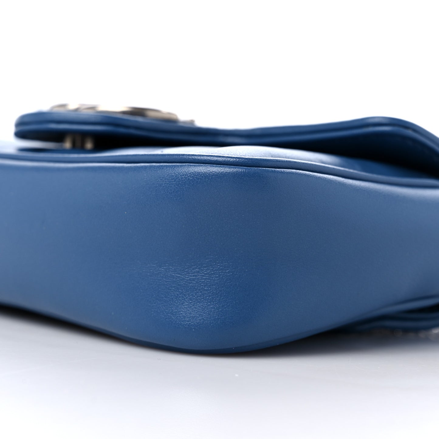 Calfskin Matelasse Aria Super Mini GG Marmont Shoulder Bag Clear Blue