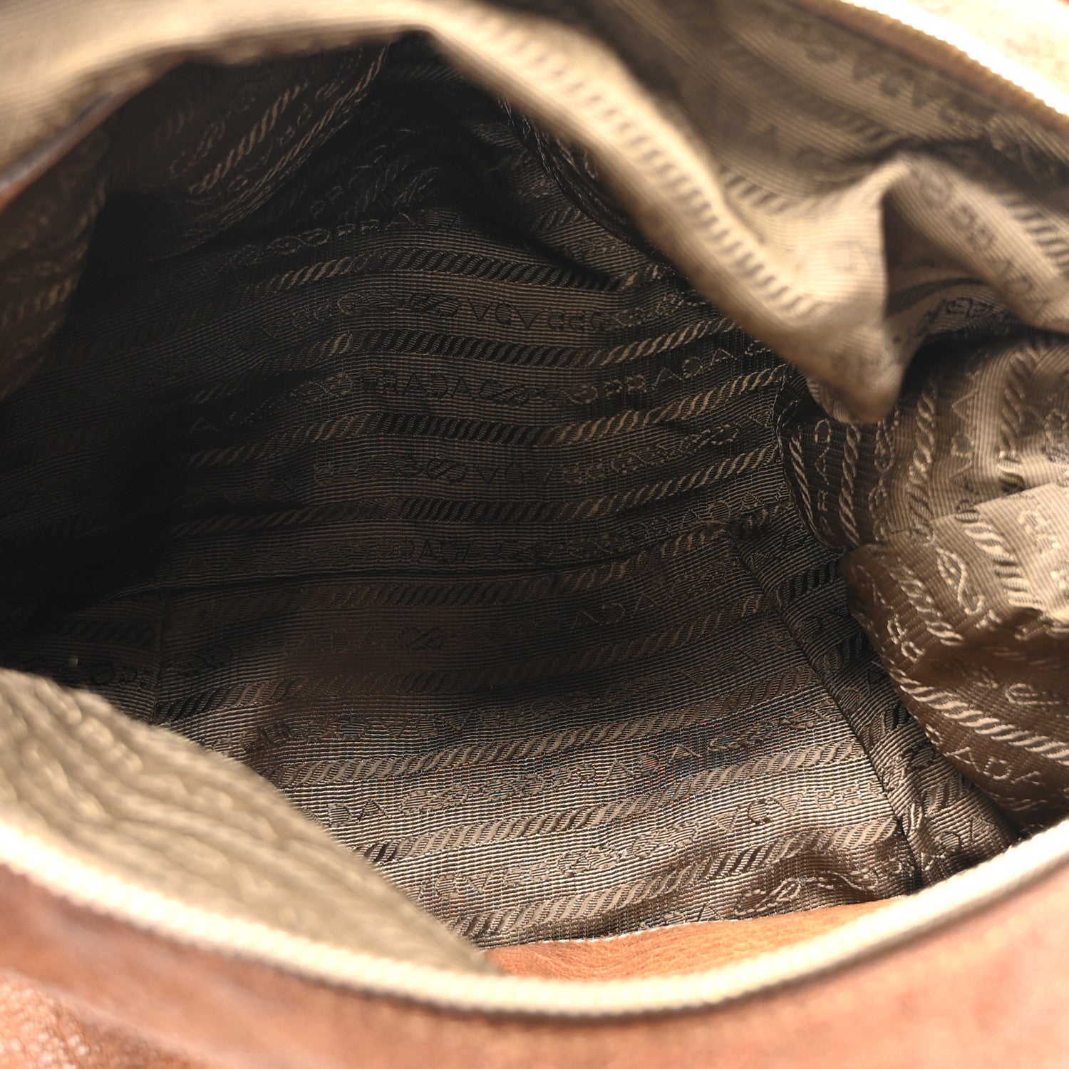Prada Cervo Shine Tote Nocciolo 5 of 9