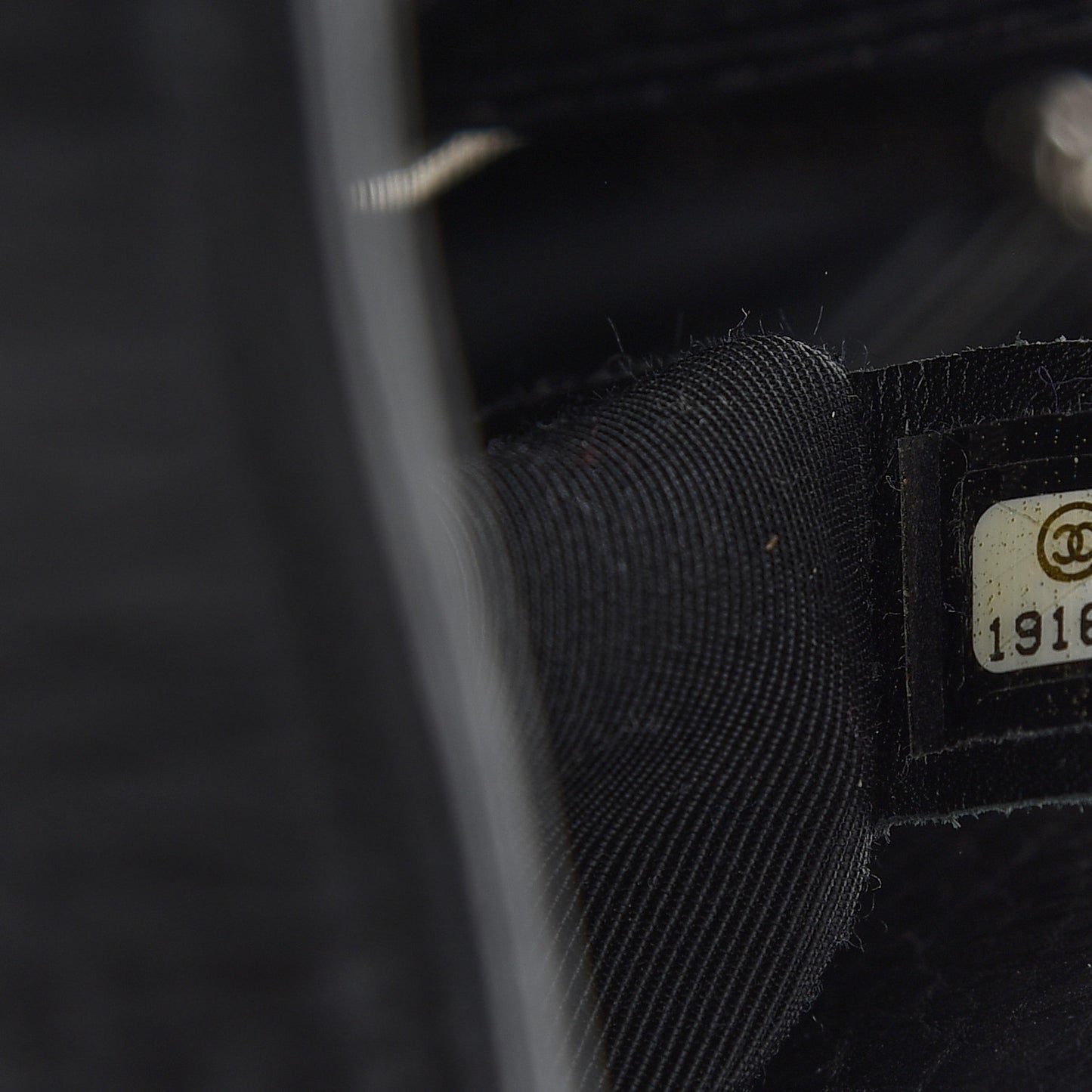 Calfskin Cerf Executive Shopper Tote Black