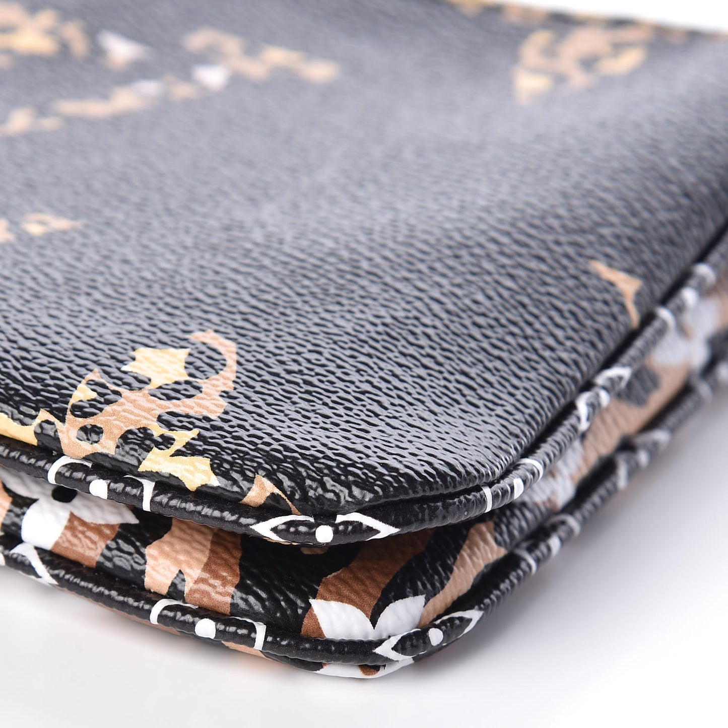 Monogram Giant Jungle Pochette Double Zip Black