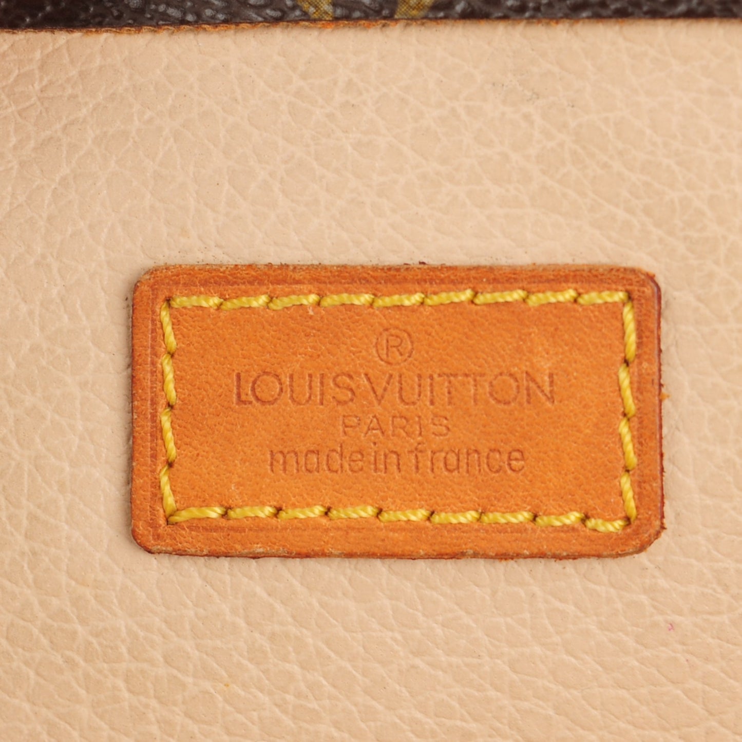 Monogram Sac Plat