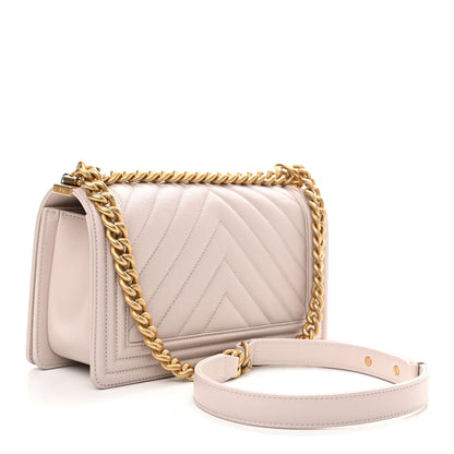 Chanel Caviar Chevron Quilted Medium Boy Flap Light Purple 3 of 11
