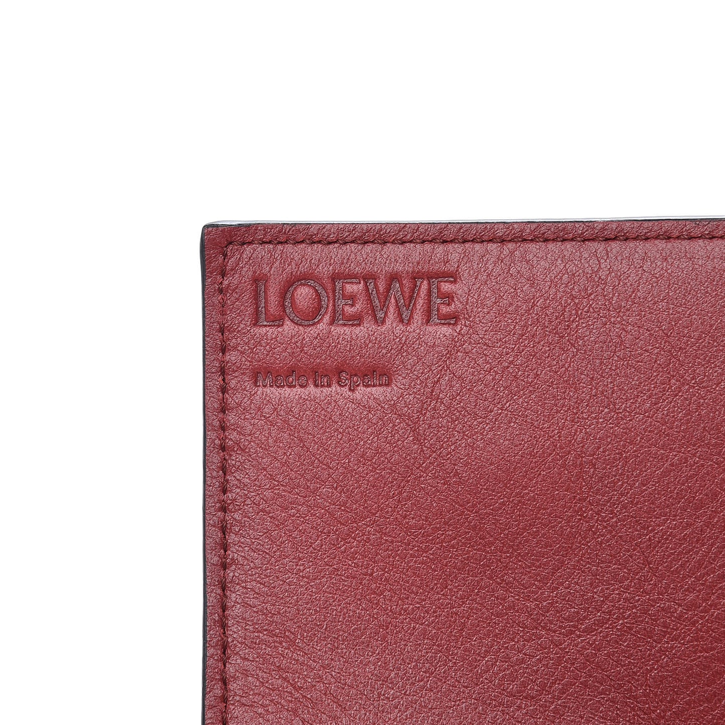Grained Calfskin Chain Wallet Caramel Pecan