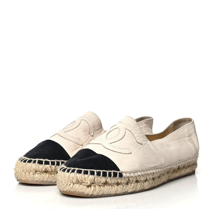 Chanel Calfskin Grosgrain CC Espadrilles 40 Ivory Black 3 of 10