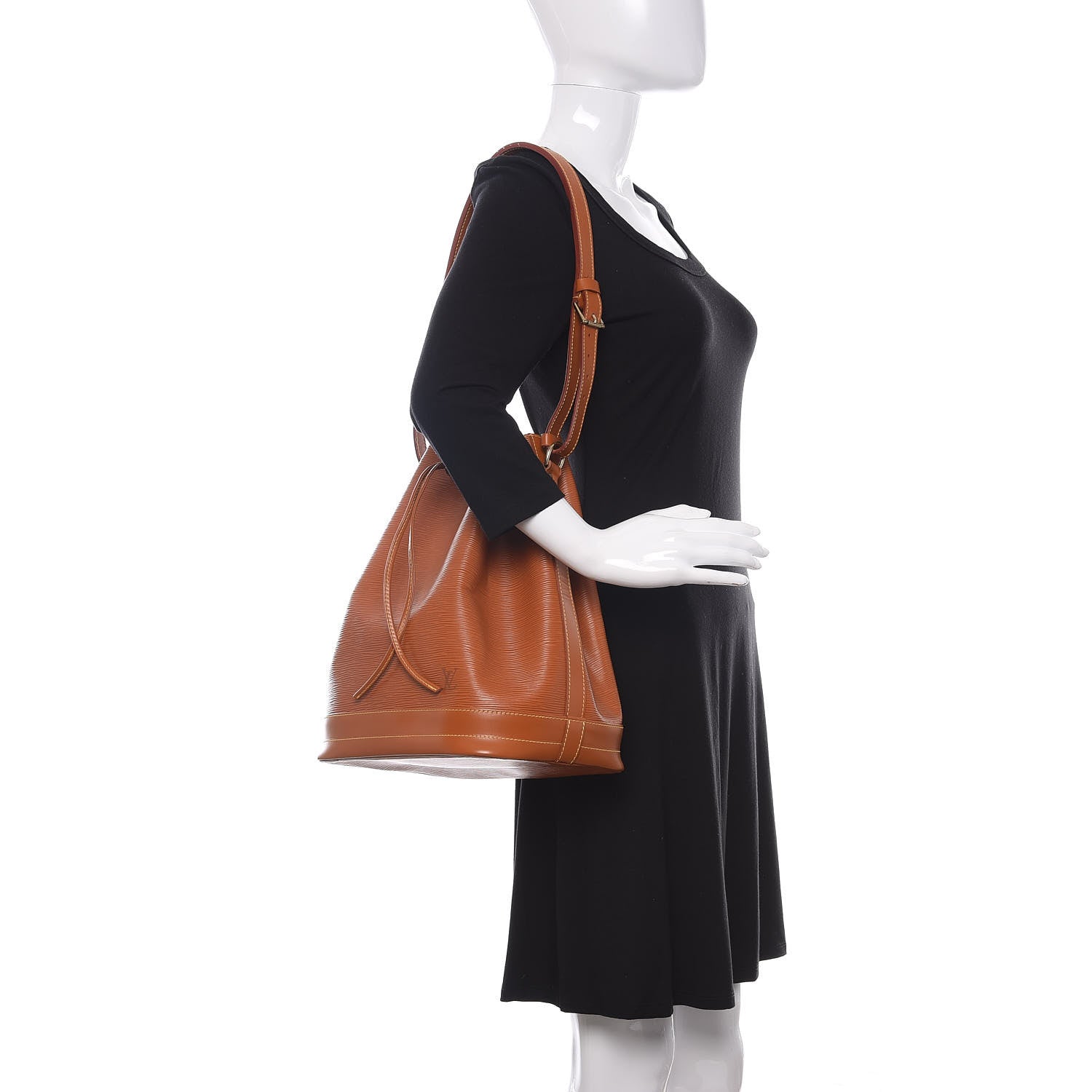 Louis Vuitton Epi Noe Cipango 2 of 9
