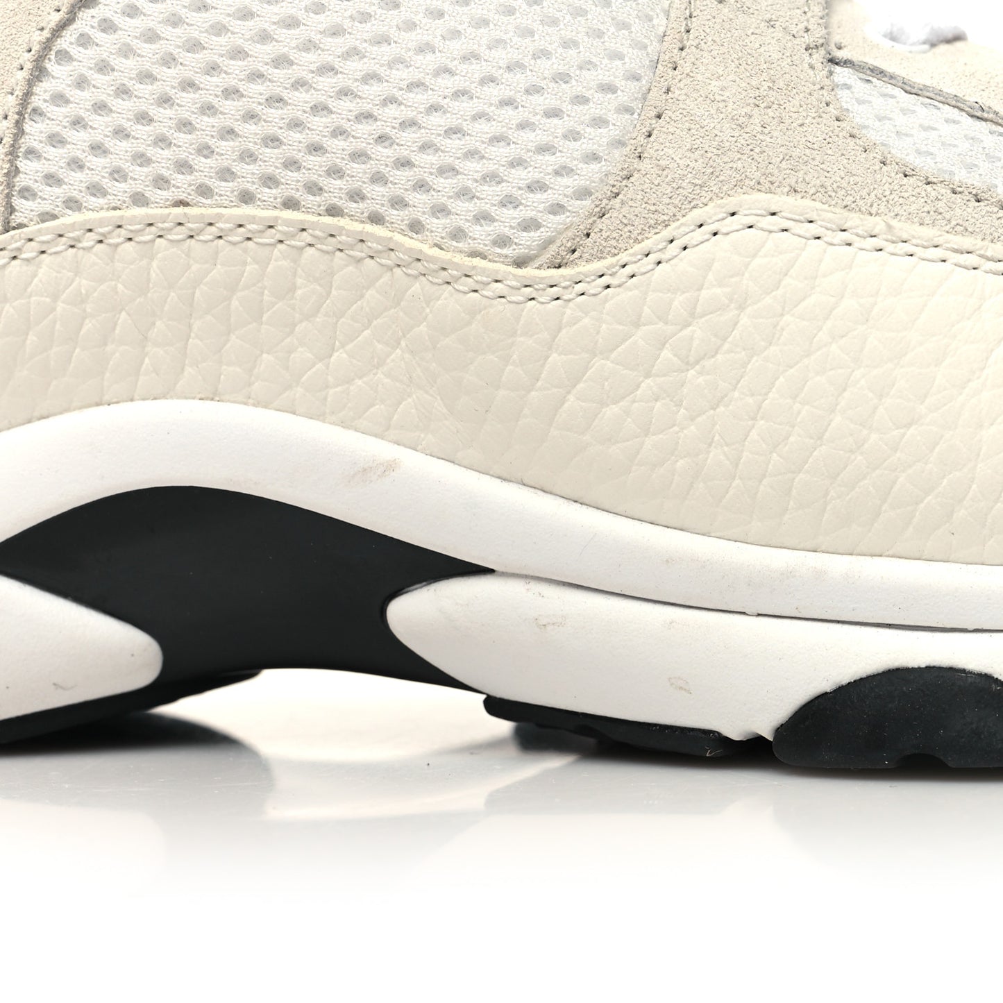 Mesh Suede Calfskin Grained Calfskin Womens CC Sneakers 39 White Black