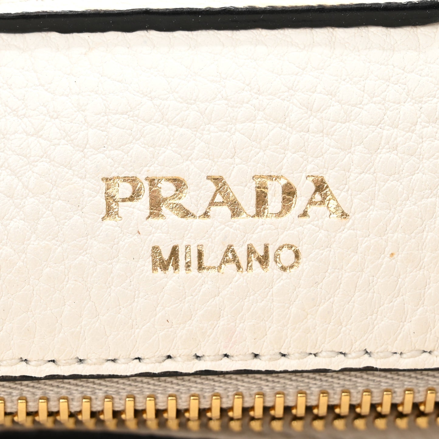 Vitello Daino Shoulder Bag White