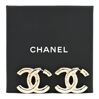Chanel Metal Large CC Earrings Light Gold 6 of 6