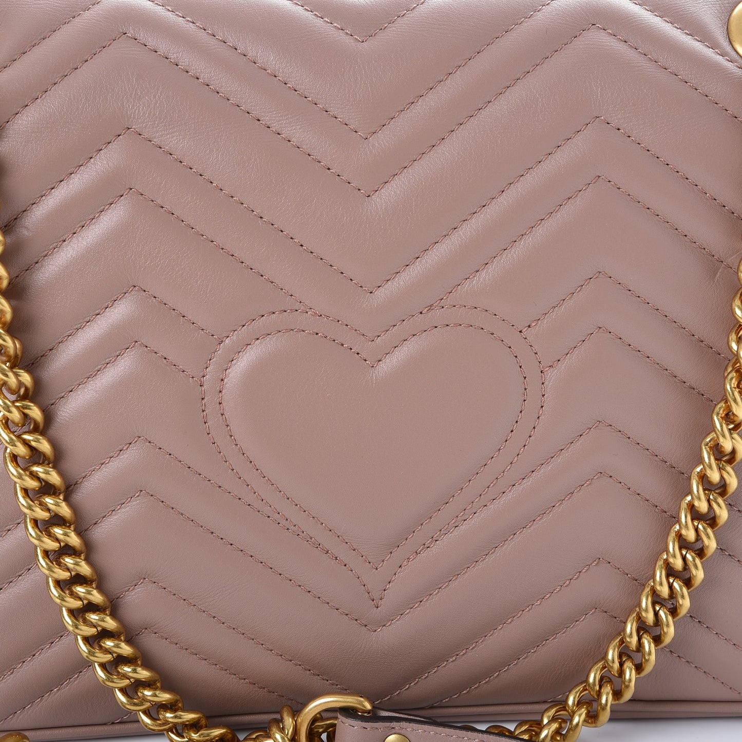 Calfskin Matelasse Medium GG Marmont Shoulder Bag Porcelain Rose