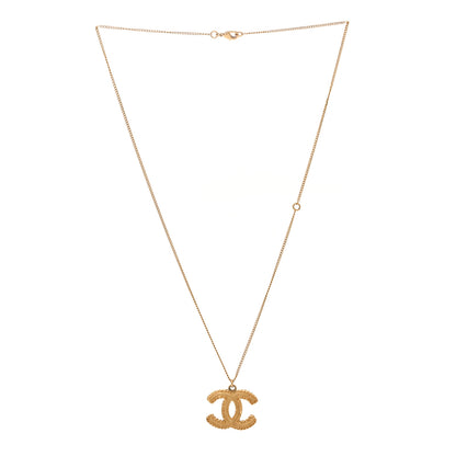 Chanel Metal CC Necklace Matte Gold 3 of 4