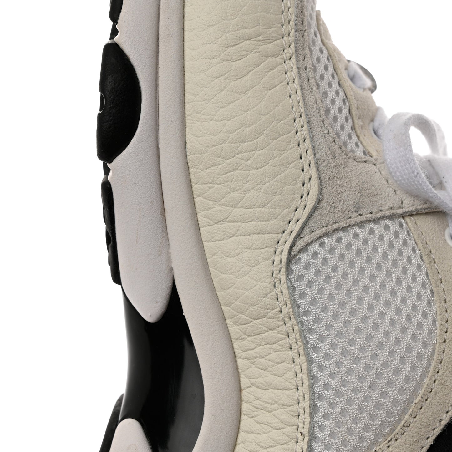 Mesh Suede Calfskin Grained Calfskin Womens CC Sneakers 36 White Black