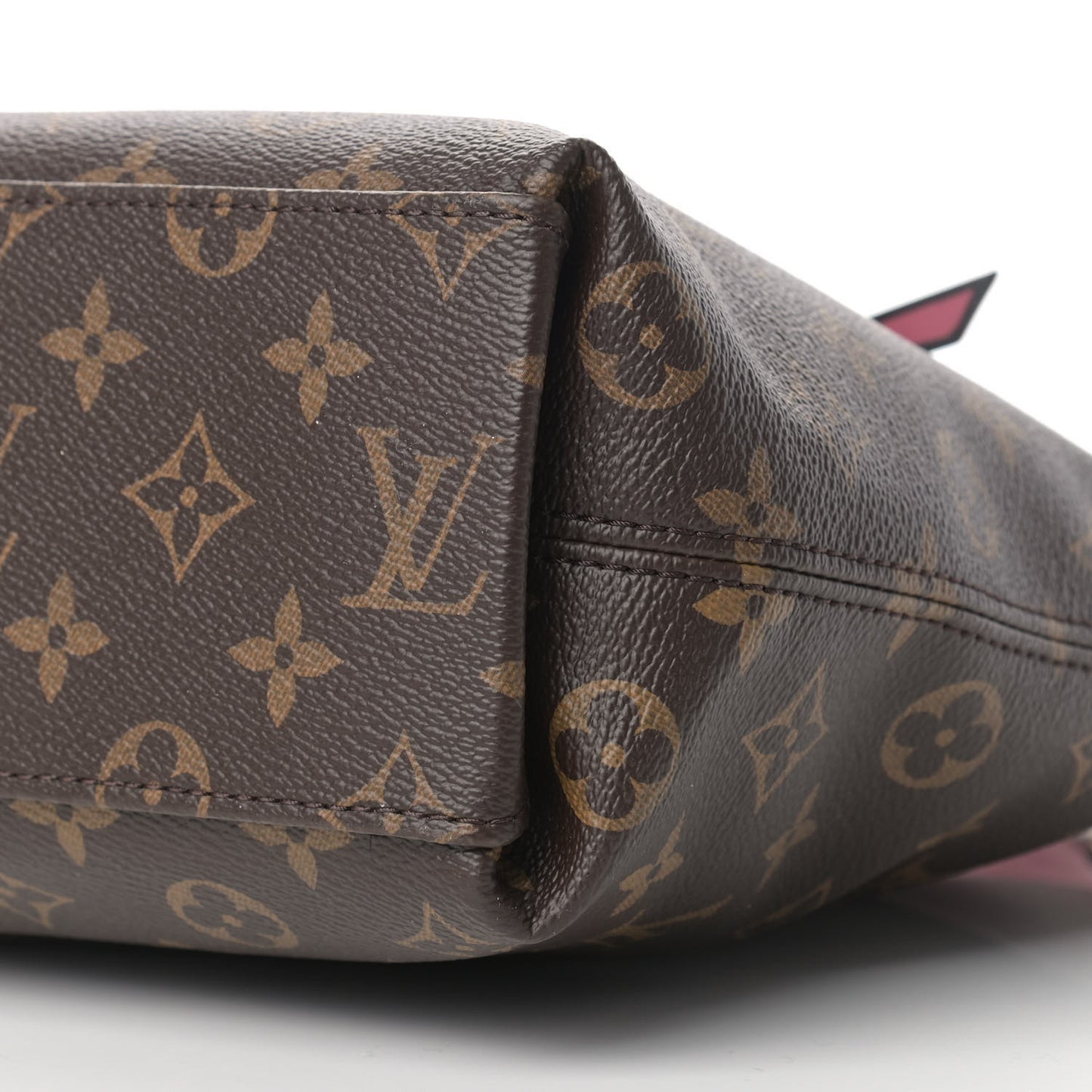 Monogram Tuileries Besace Rose Bruyere