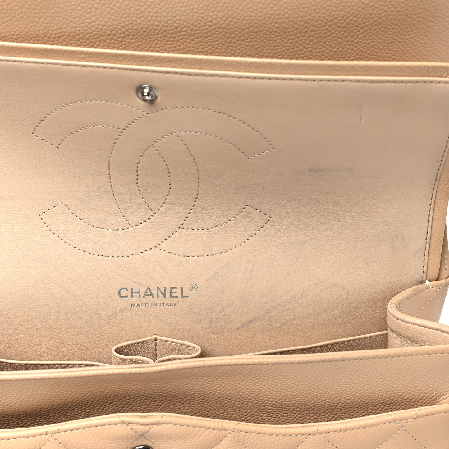 Caviar Quilted Jumbo Double Flap Beige Clair