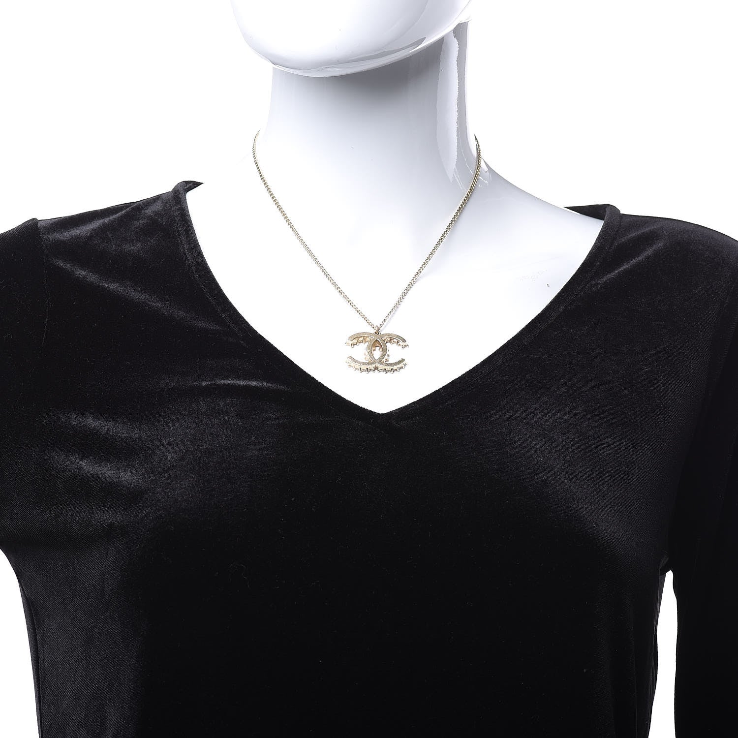 Chanel CC Necklace Matte Gold 2 of 4