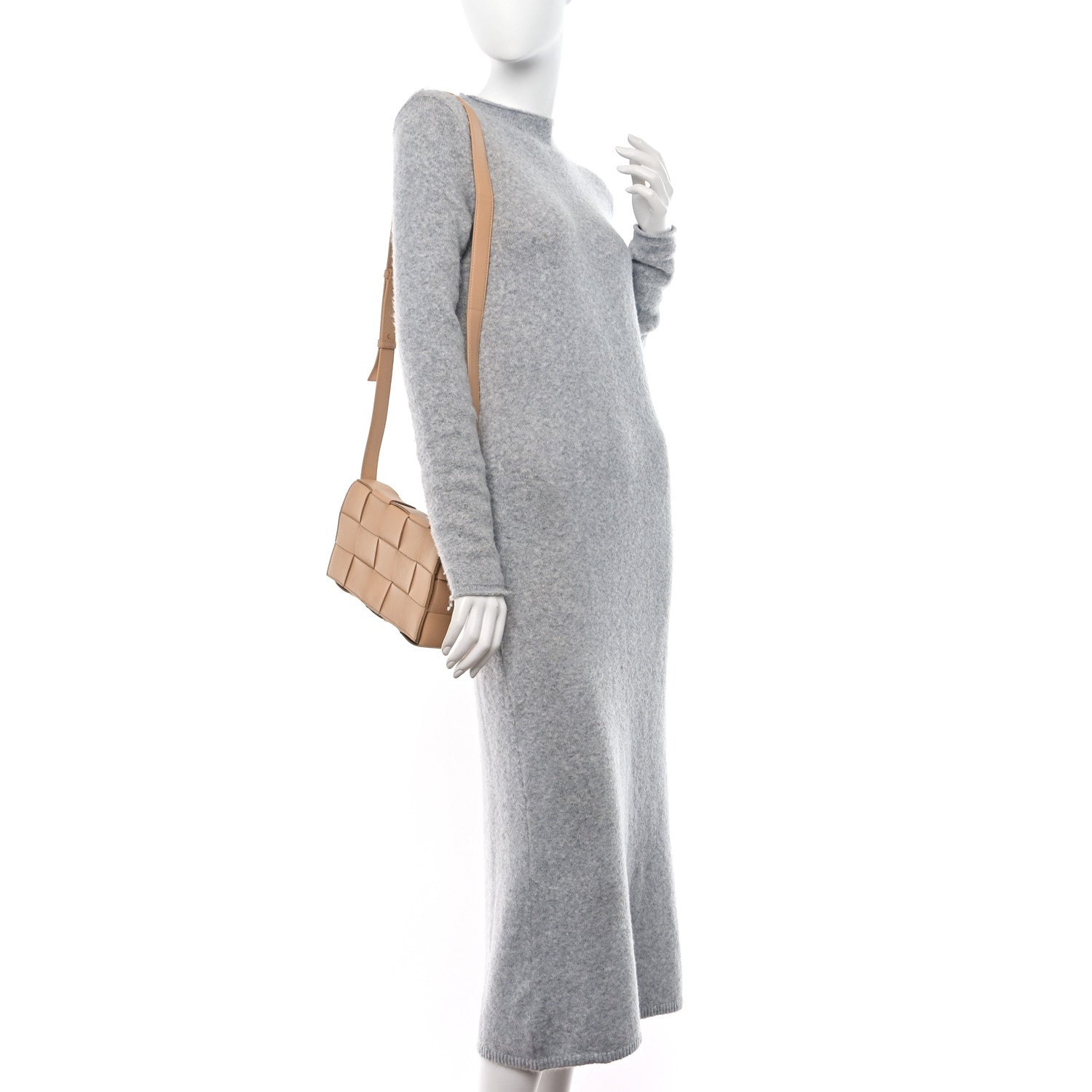 Bottega Veneta Lambskin Maxi Intrecciato Cassette Crossbody Bag Porridge 2 of 8