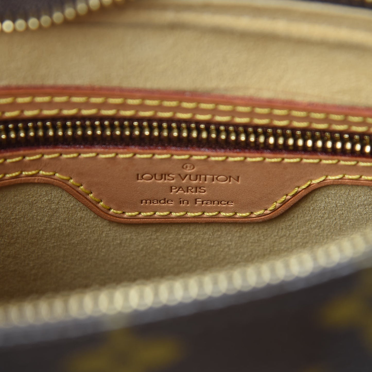 Monogram Looping MM