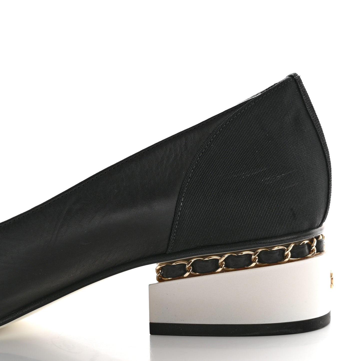 Lambskin Patent Cap Toe Low Heel Chain Pumps 37.5 Black
