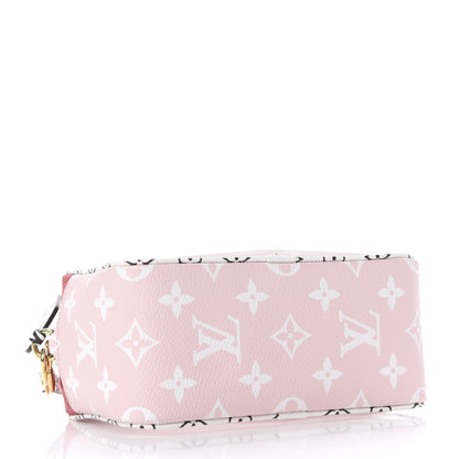 Louis Vuitton Monogram Giant Beach Pouch Rouge 3 of 10