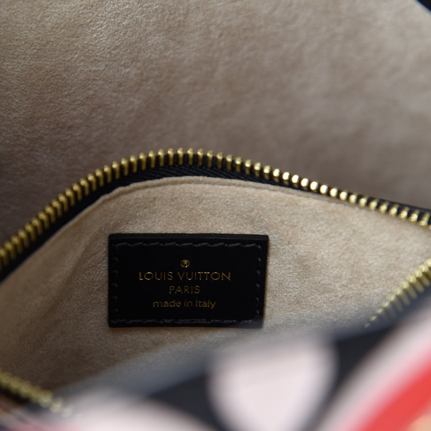 Monogram Giant Crafty NeoNoe MM Creme Rouge Black