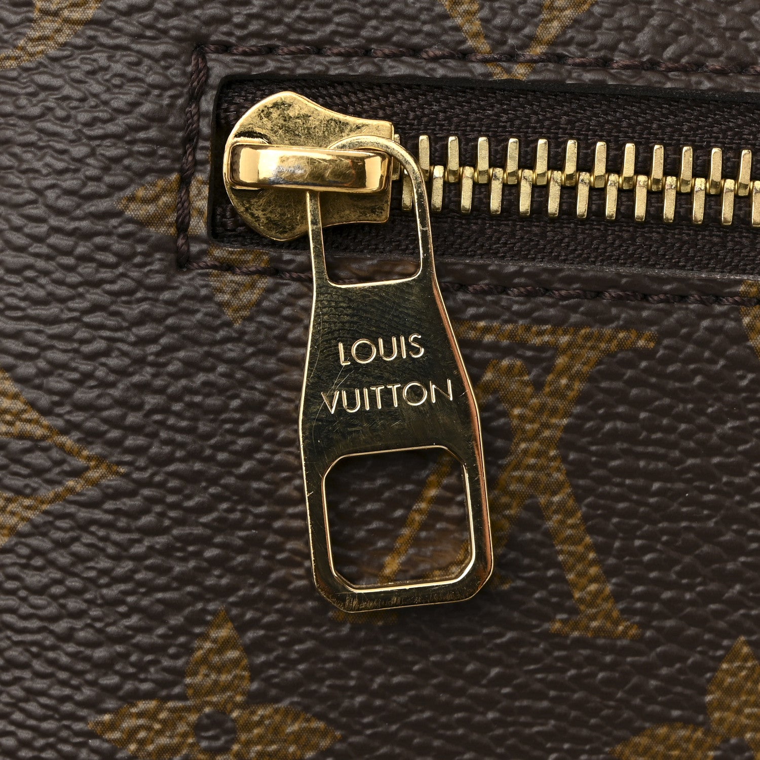 Louis Vuitton Monogram Pochette Metis 14 of 15