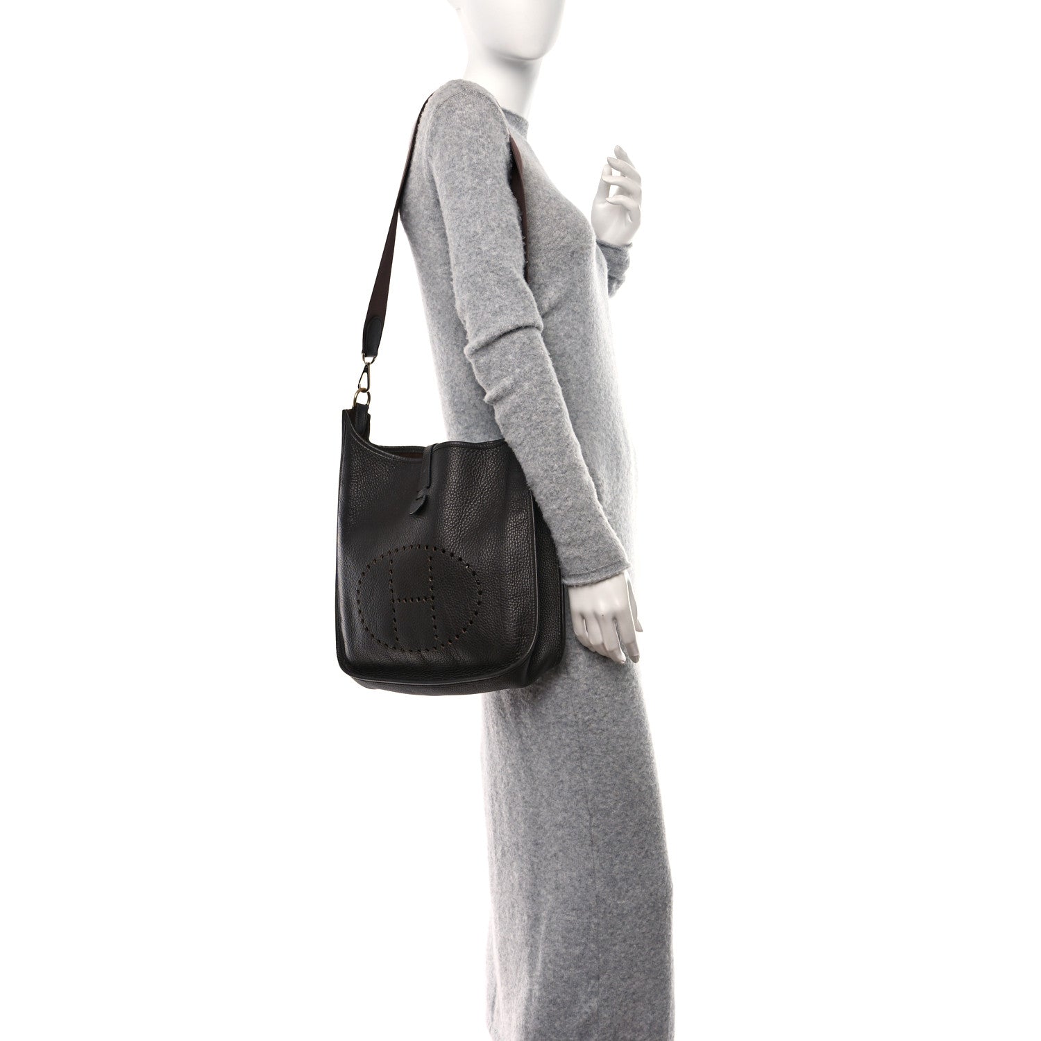 Hermes Taurillon Clemence Evelyne GM Chocolate 2 of 15