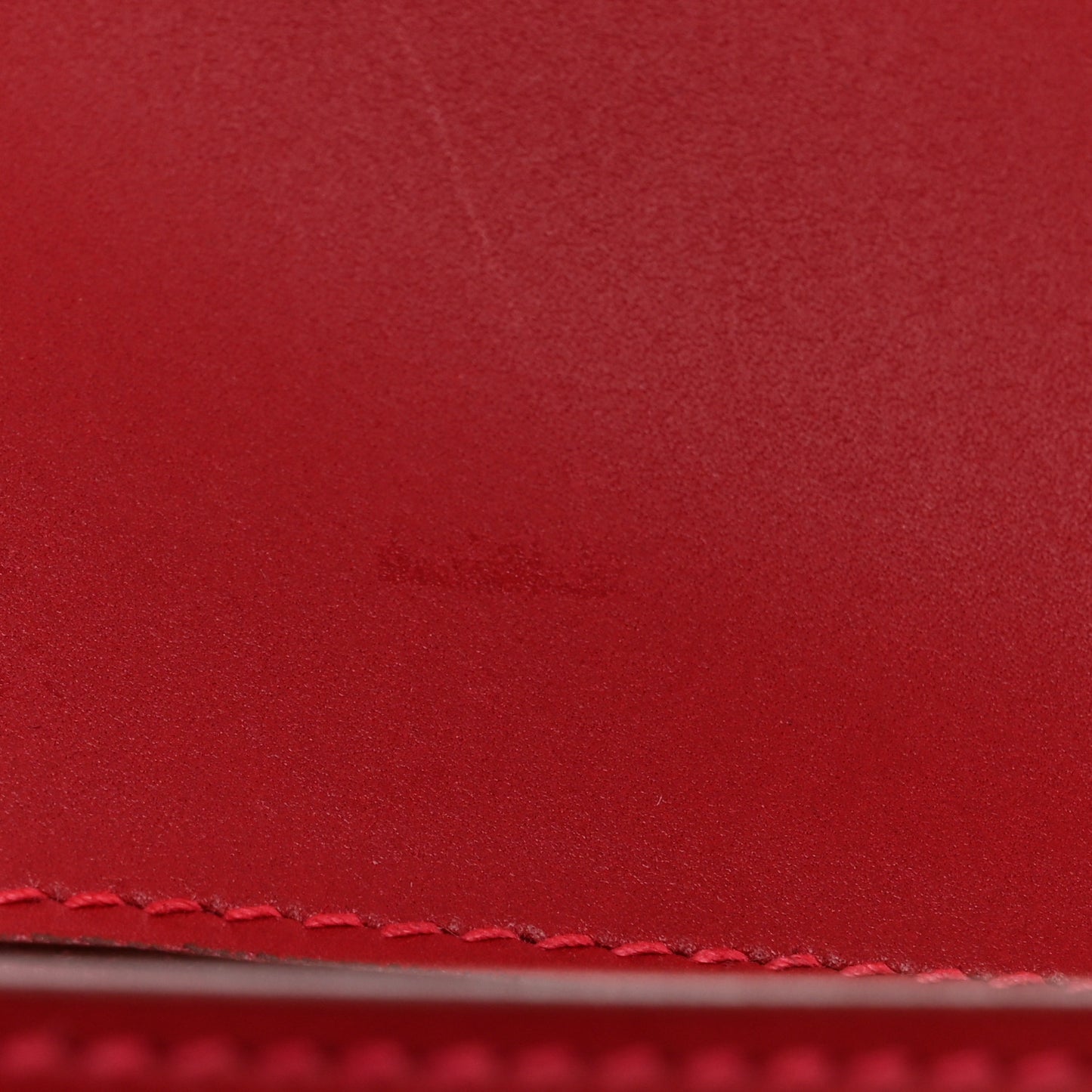 Tadelakt Medor 23 Clutch Rouge Vif