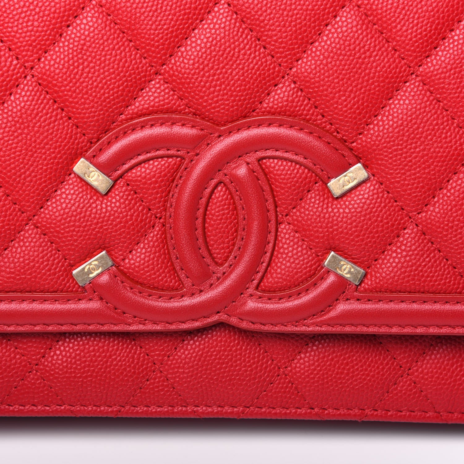 Chanel Caviar Quilted CC Filigree Wallet On Chain WOC Red 11 of 12