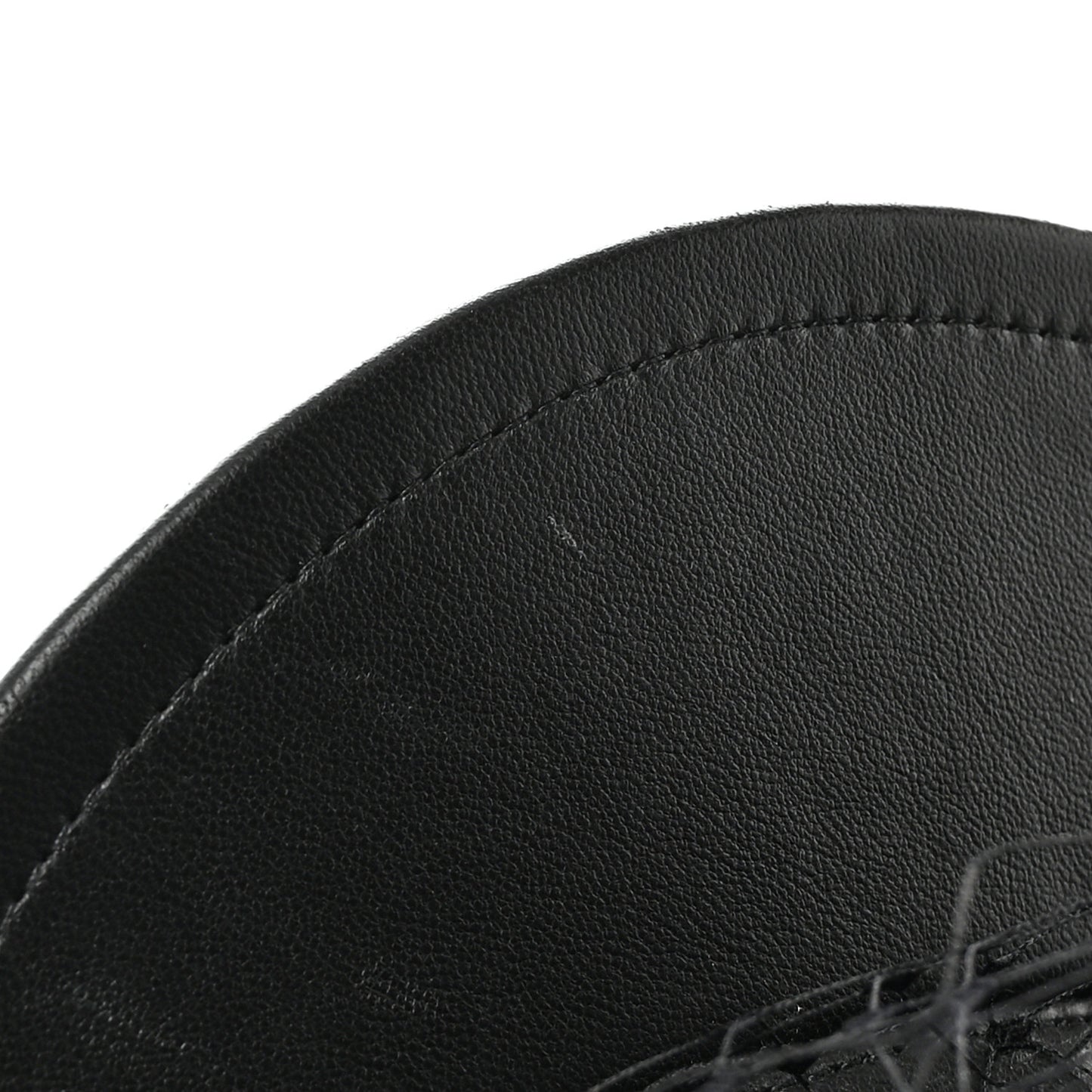 Calfskin Paris Revolution Cap With Veil 58 Black
